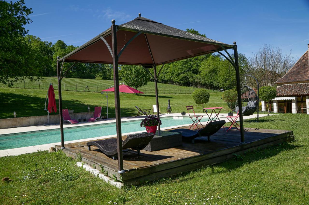 Domaine Du Bourg Salon Exterior foto